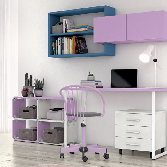 Angolo studio cameretta