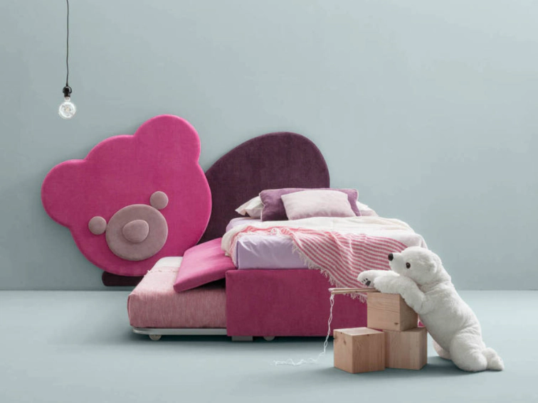 cameretta rosa con doppio letto estraibile