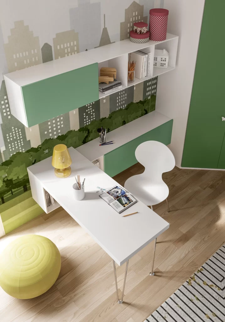 Scrivania in cameretta verde con libreria sospesa e zona studio ordinata